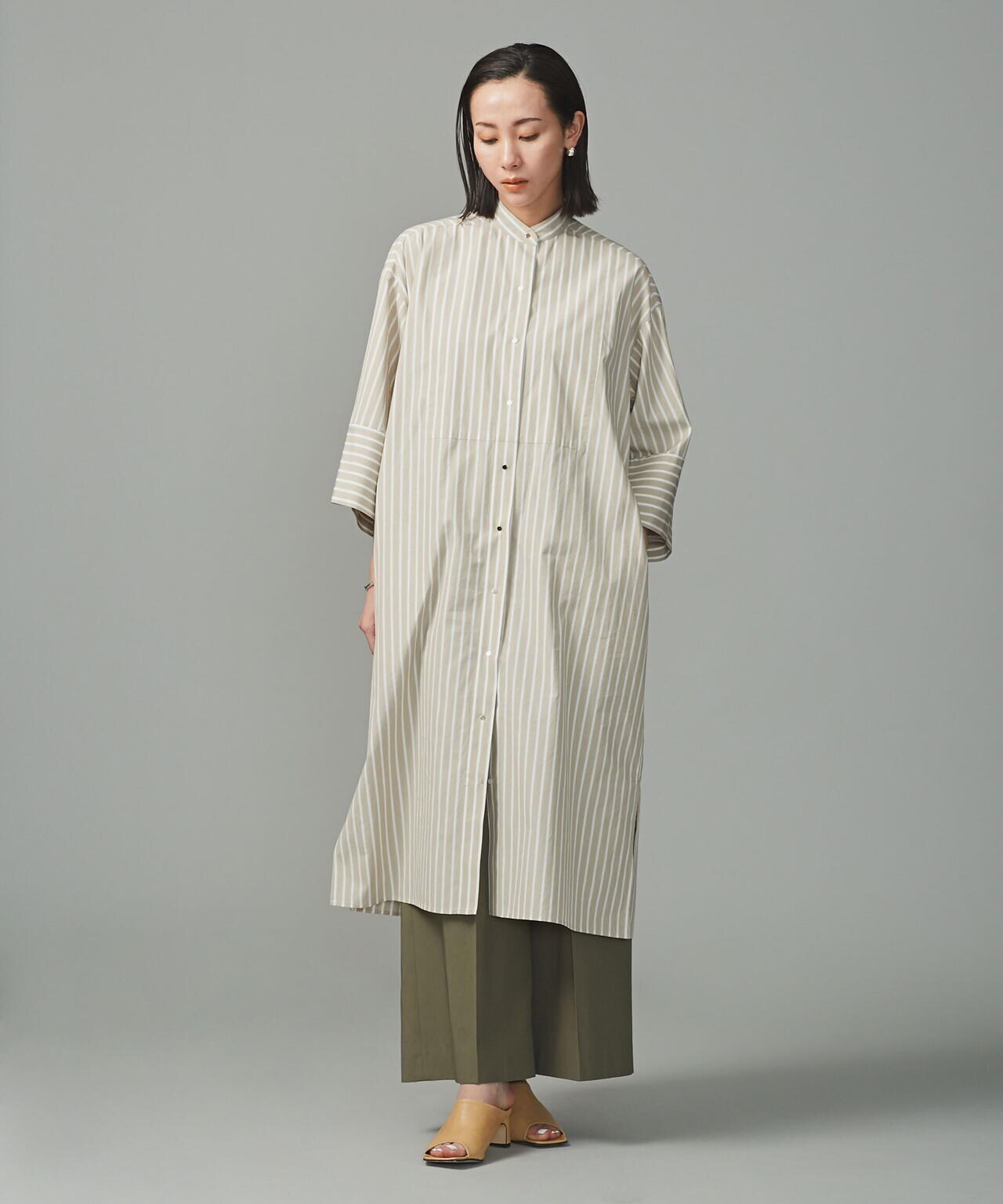 スタンドカラーシャツワンピース 6693119310