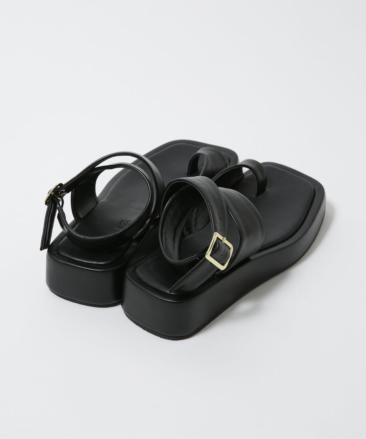 LB.03/クロスストラップサンダル 6693135305