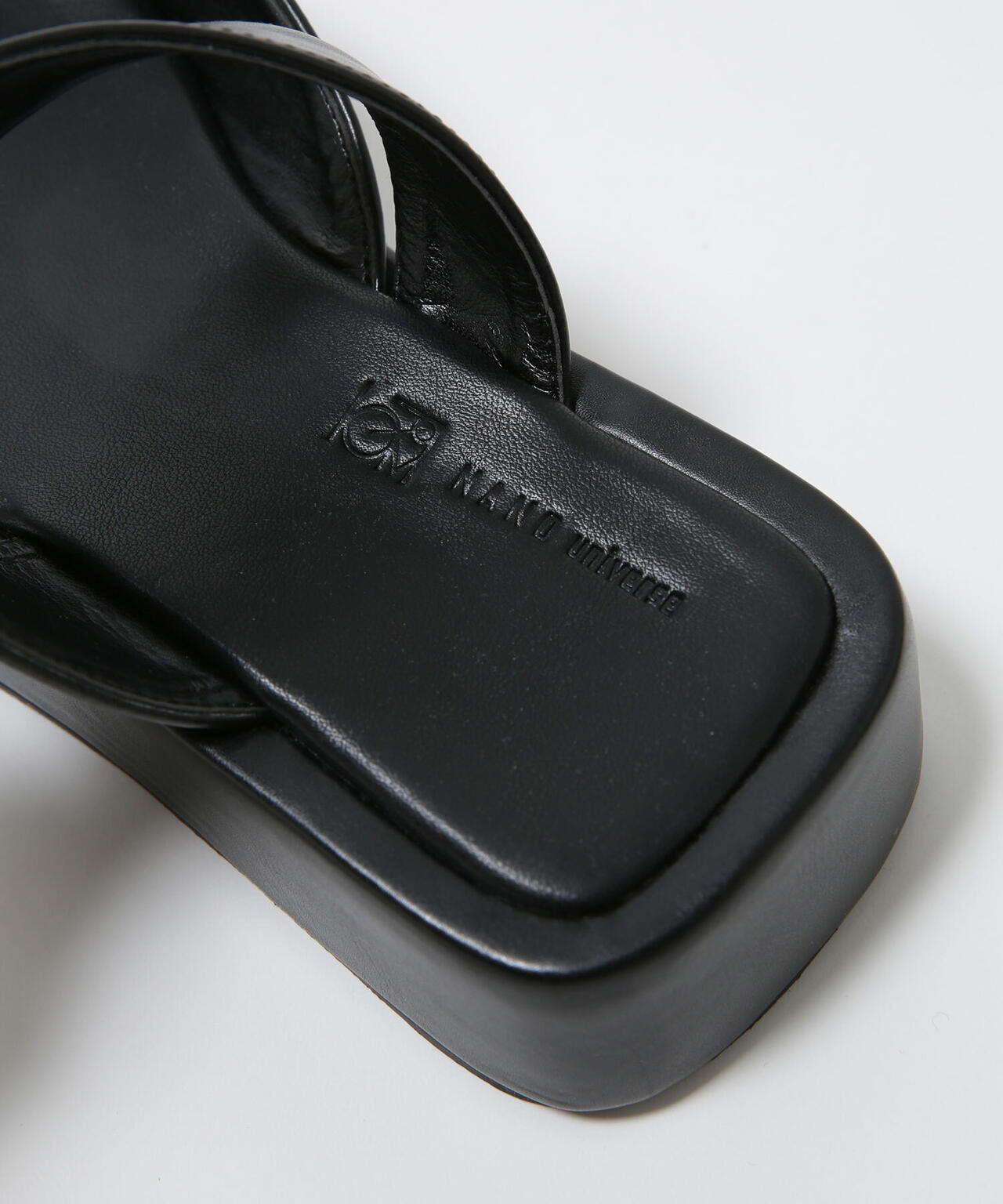 LB.03/クロスストラップサンダル 6693135305