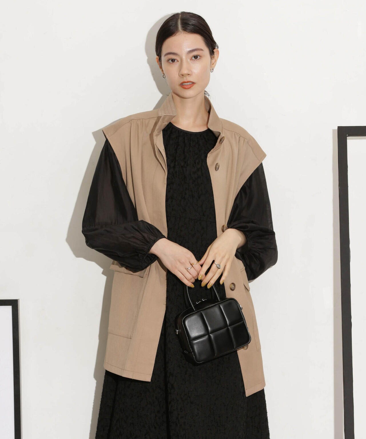 ベルト付きスタンドベスト 6693216303