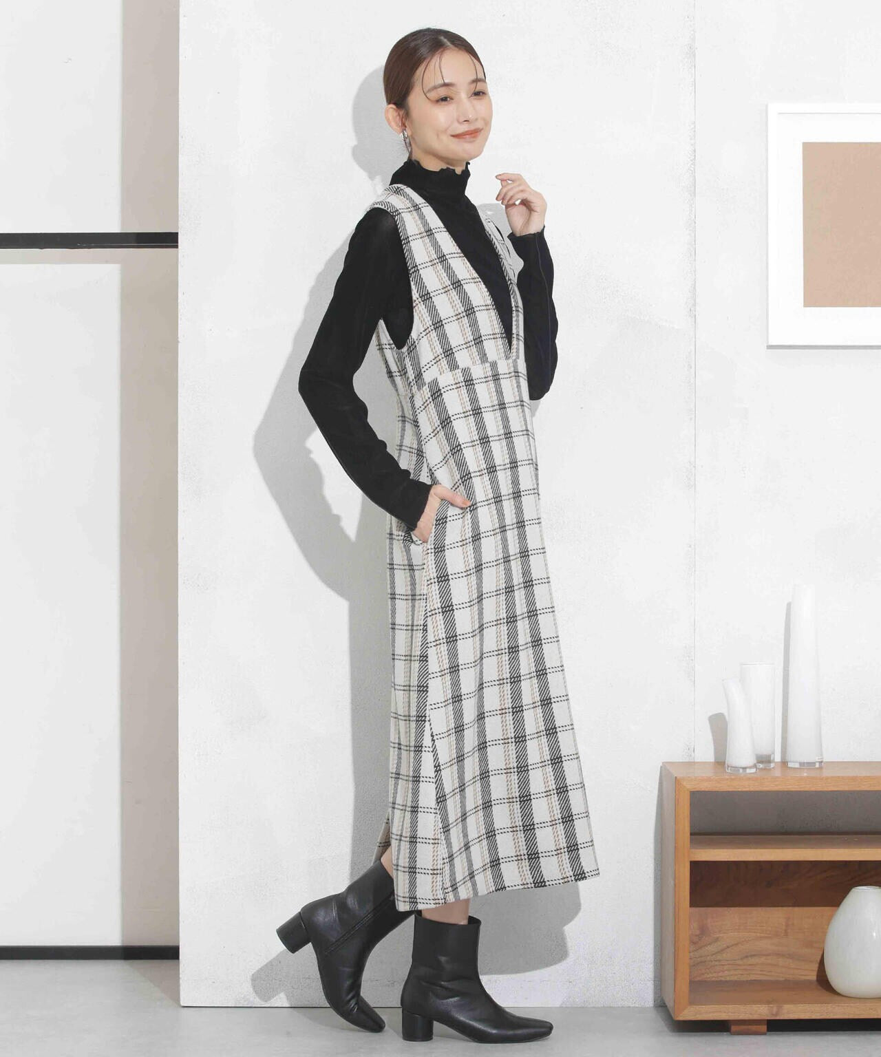 ビッグチェックVネックワンピース 6693219325