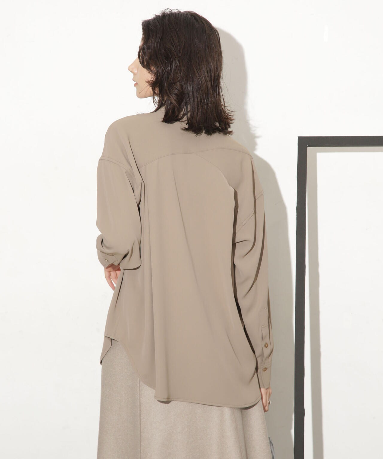 バッククロスドレープシャツ 6693220309