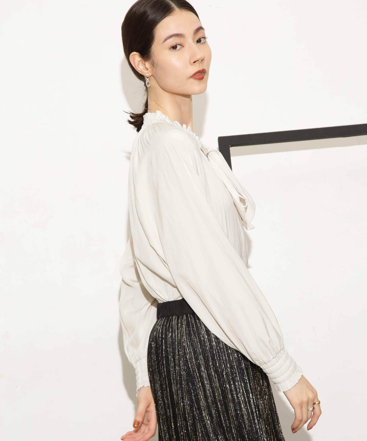 ギャザーネックボウタイブラウス 6693220318