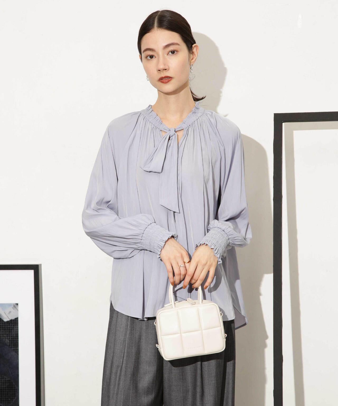 ギャザーネックボウタイブラウス 6693220318