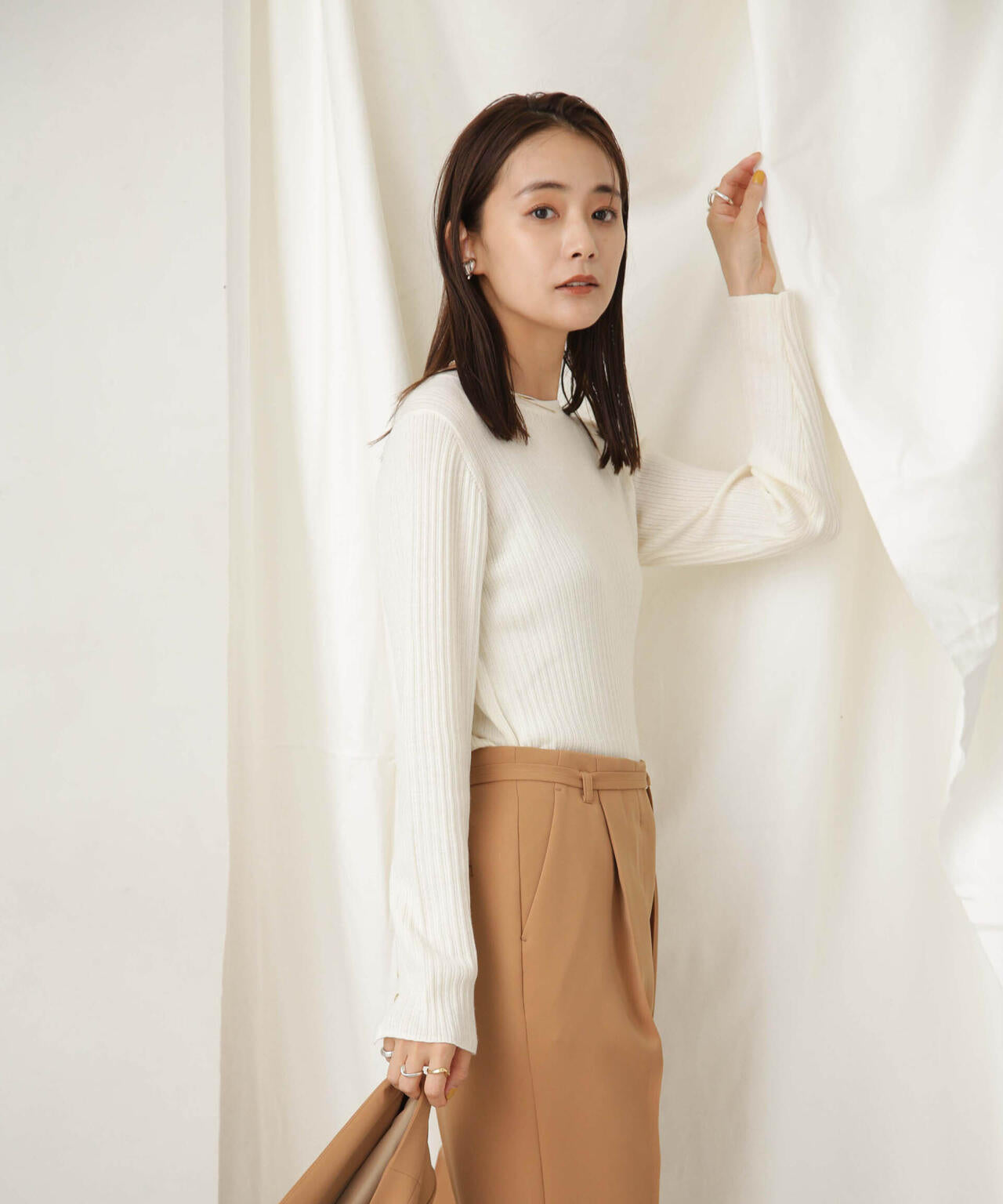 毛玉レスニットクルーネックリブプルオーバー 6693222306