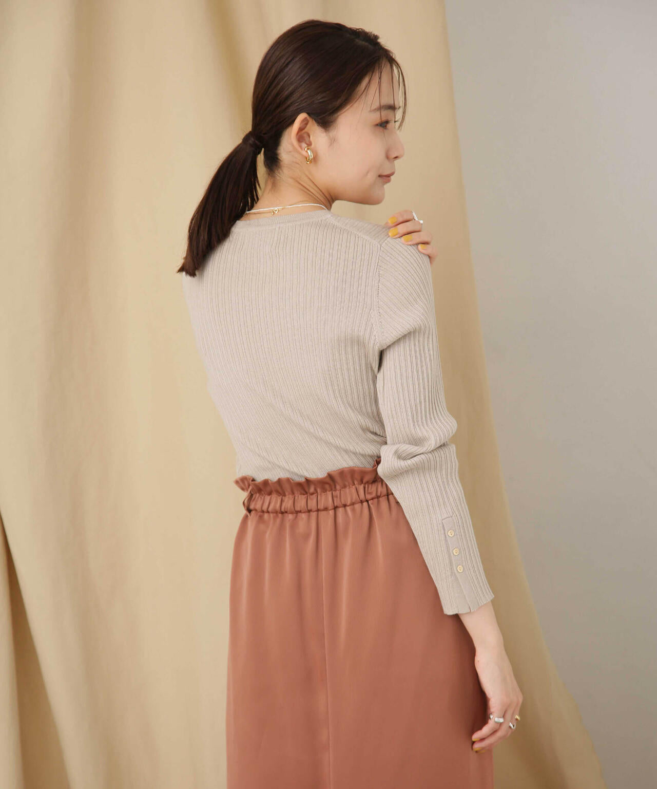 毛玉レスニットクルーネックリブプルオーバー 6693222306