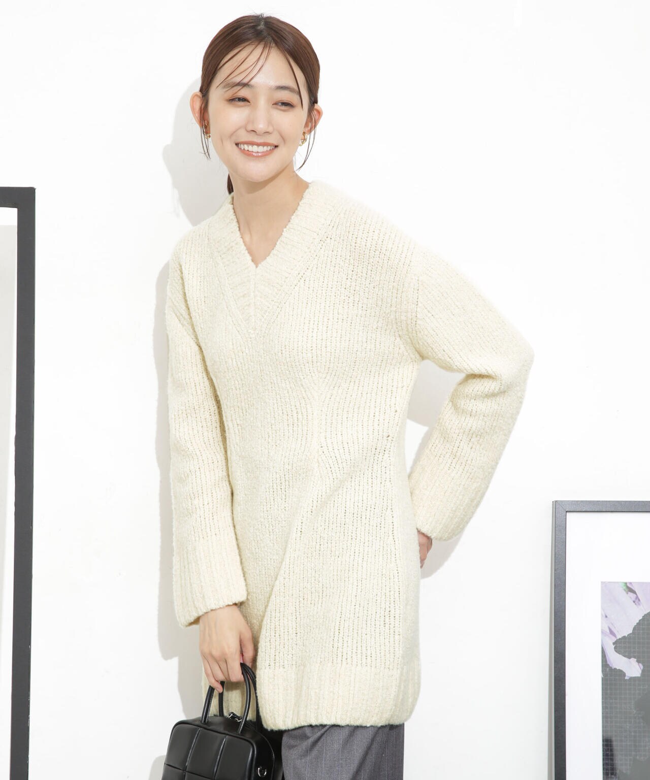 Vネックラメミックスロングニット 6693222321