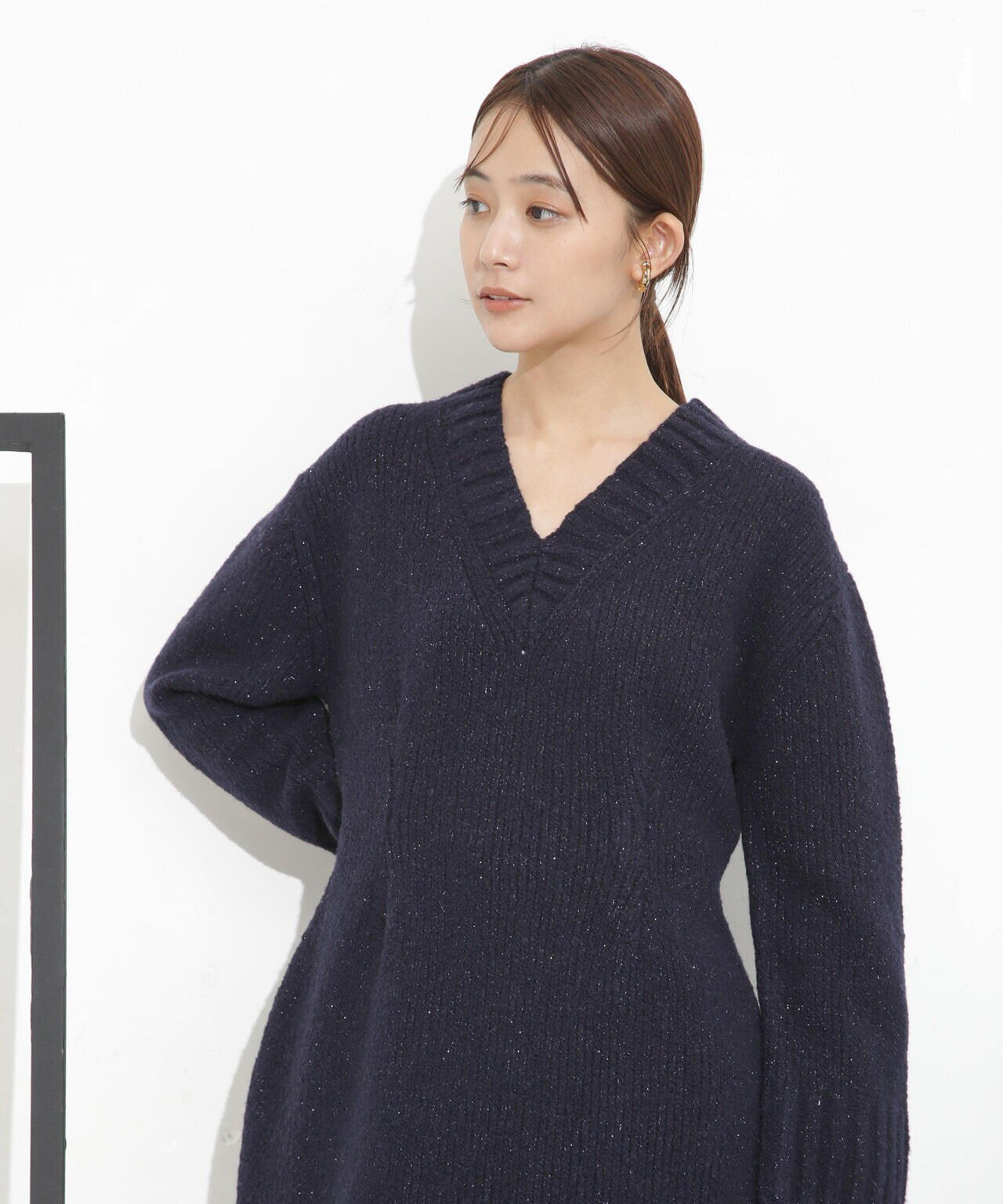 Vネックラメミックスロングニット 6693222321