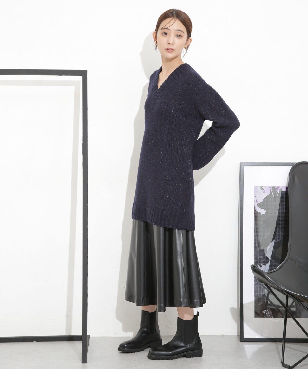 Vネックラメミックスロングニット 6693222321