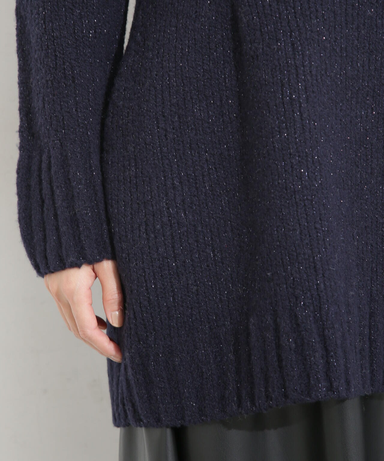 Vネックラメミックスロングニット 6693222321