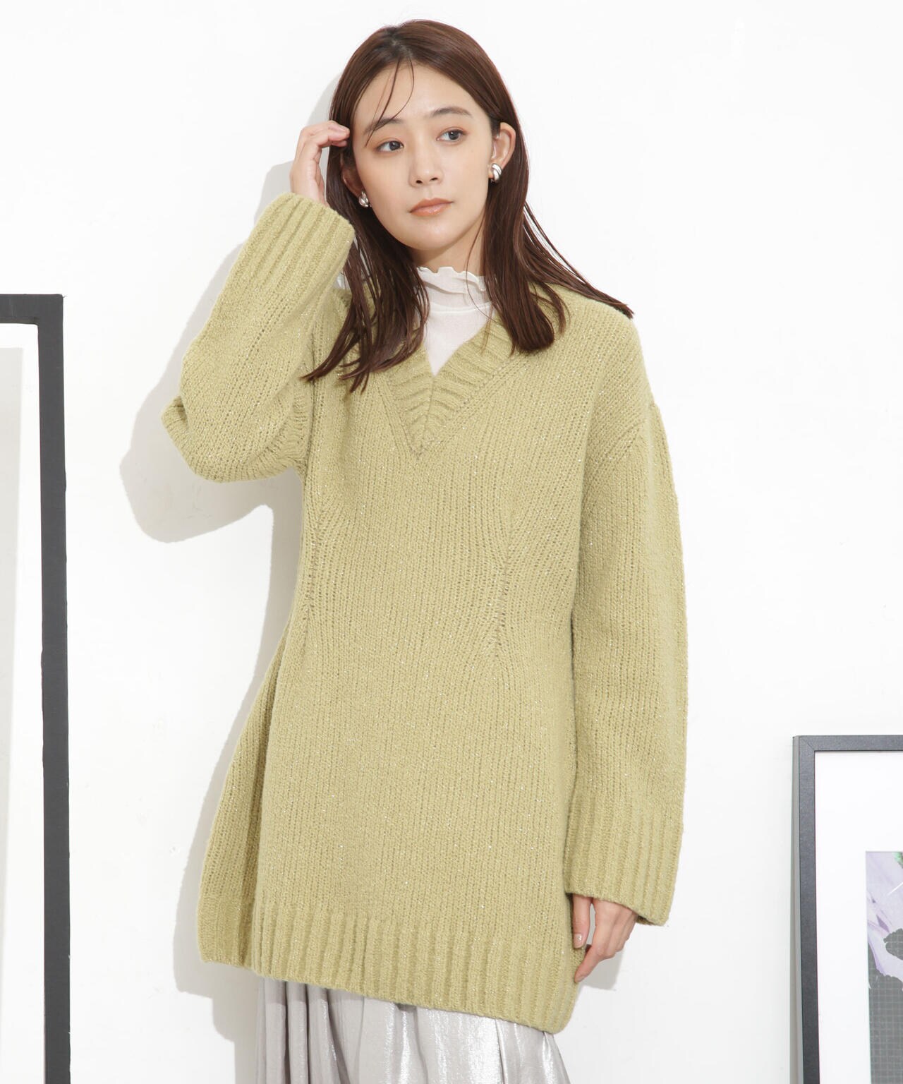 Vネックラメミックスロングニット 6693222321