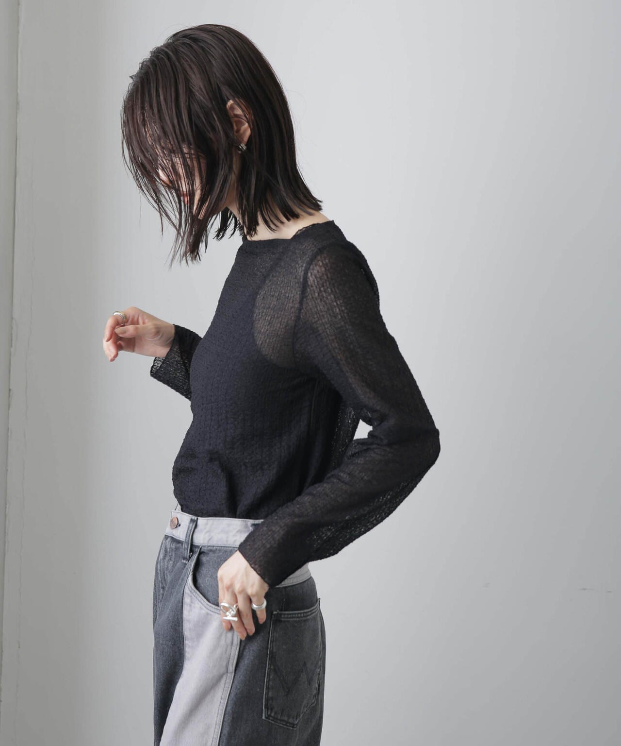 シャーリングレースカットトップス 6693223302