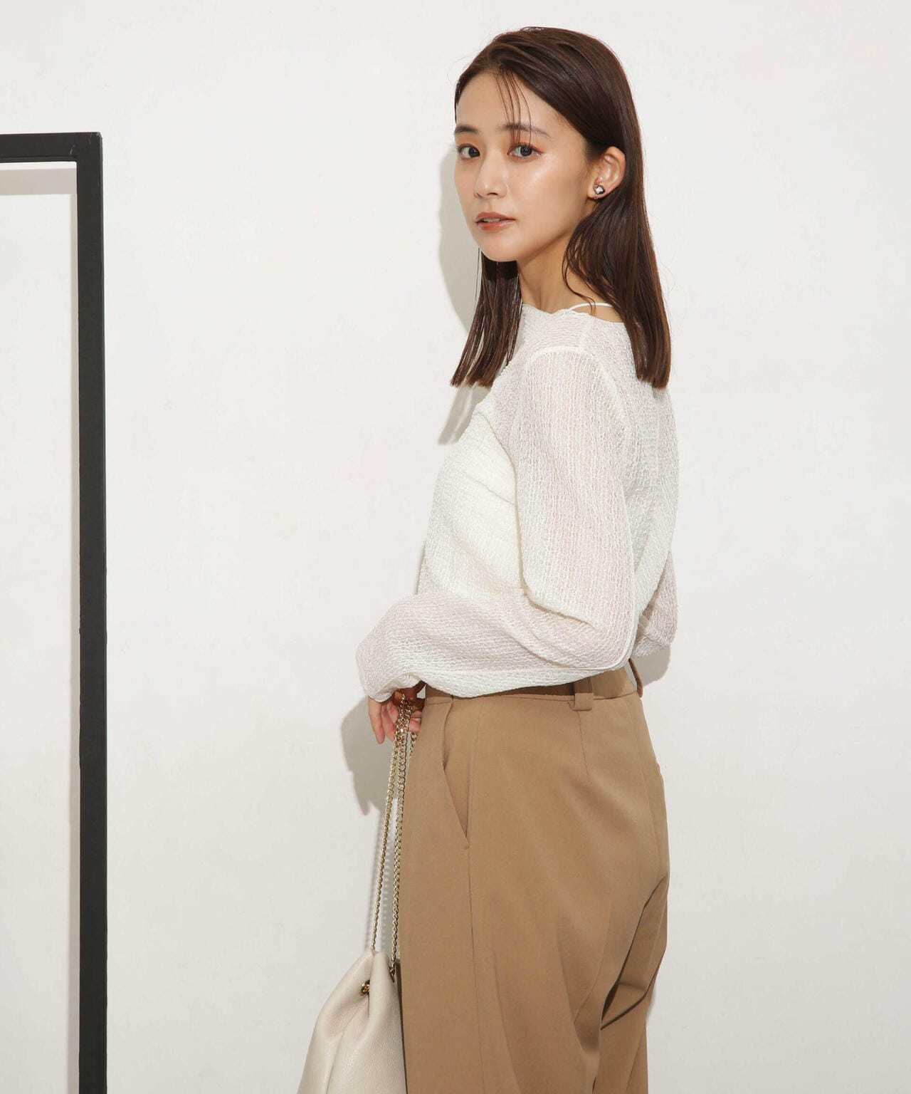 シャーリングレースカットトップス 6693223302