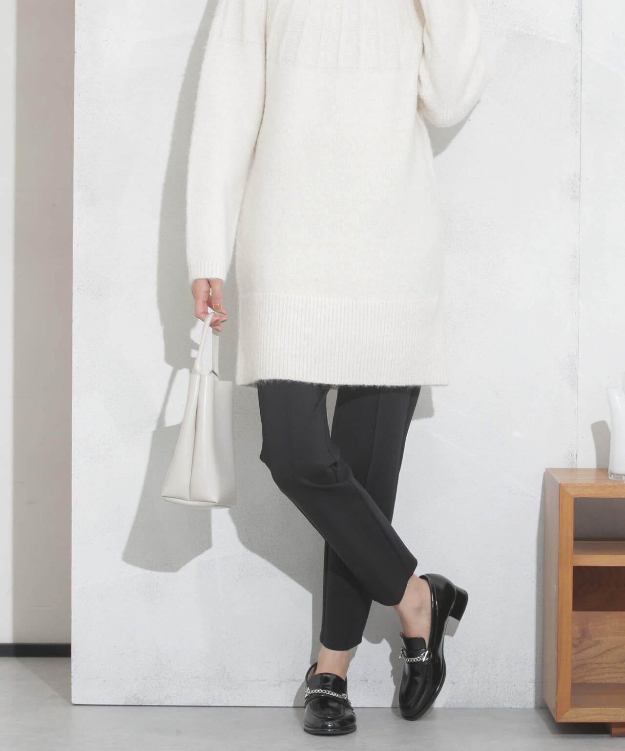 センタータックジャージースリムパンツ 6693227308