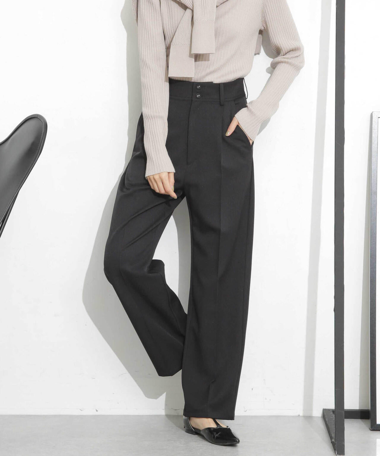 タックテーパードパンツ 6693227309