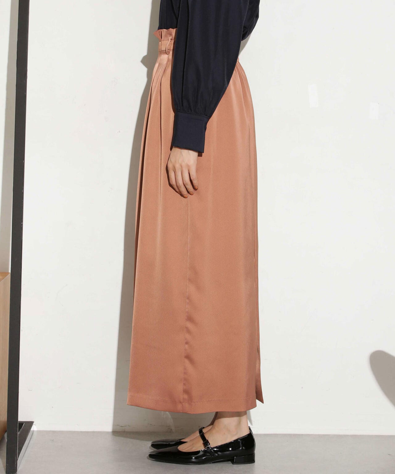 マットサテンIラインスカート 6693230319