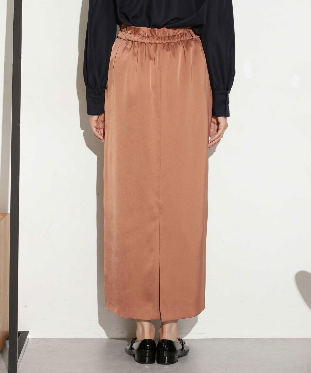 マットサテンIラインスカート 6693230319
