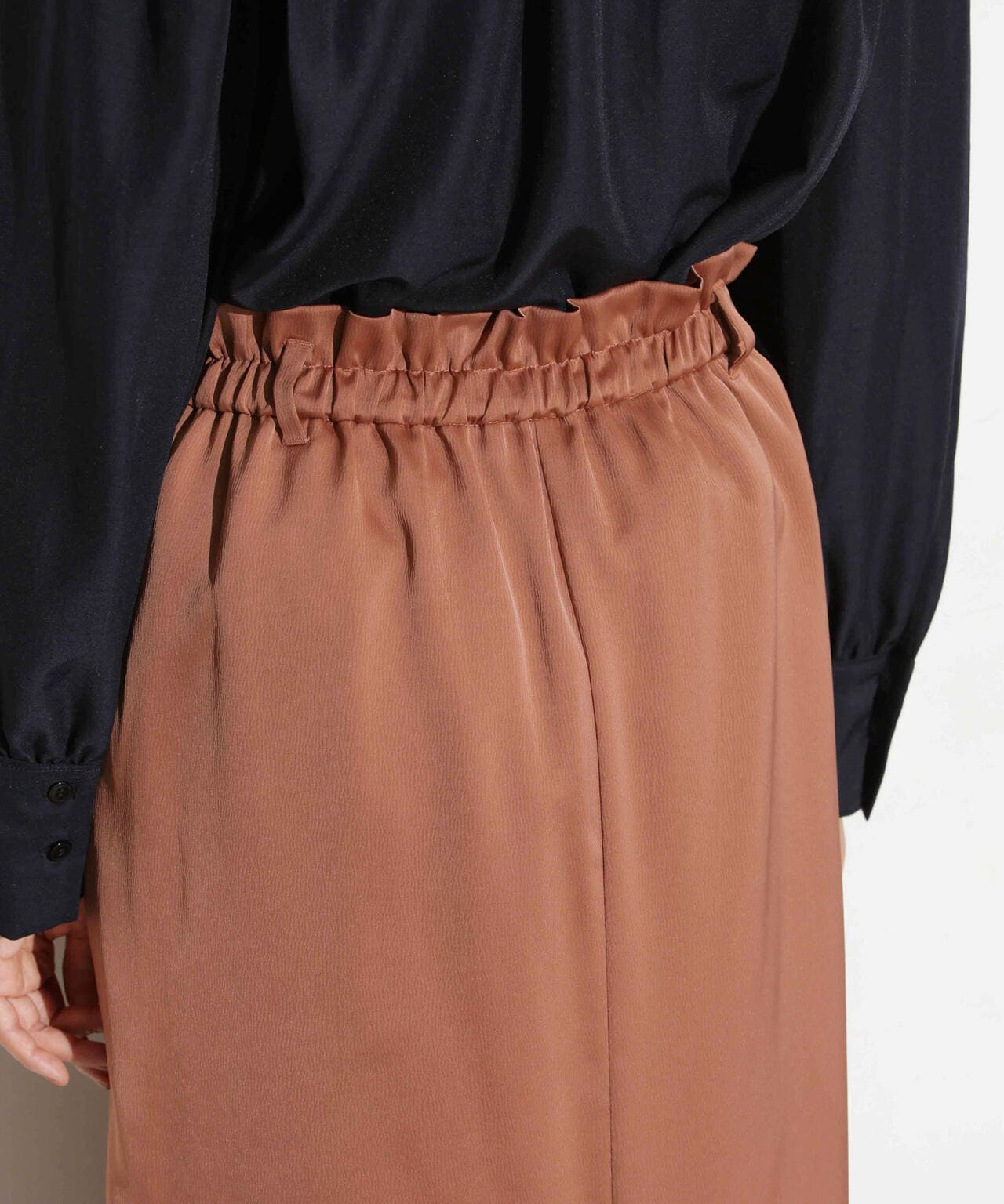 マットサテンIラインスカート 6693230319