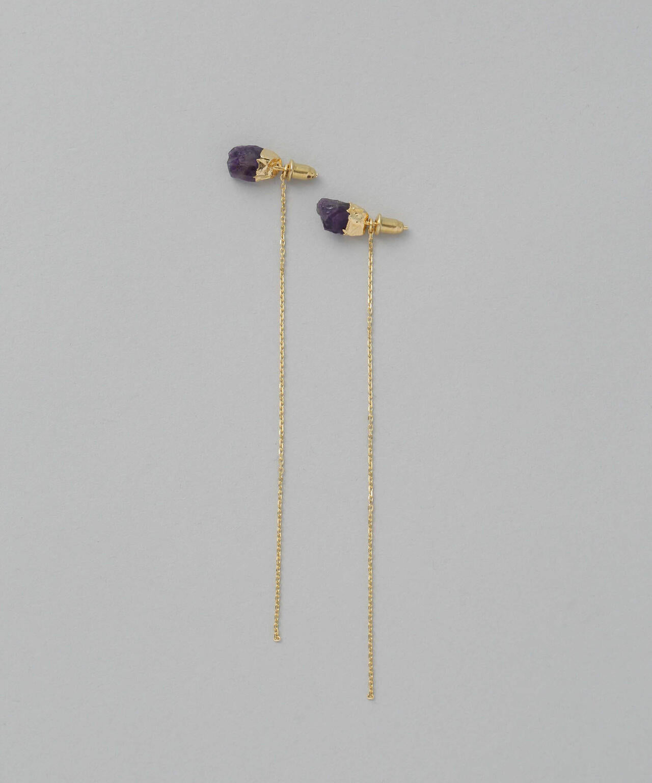 ストーンチェーンピアス 6693245304