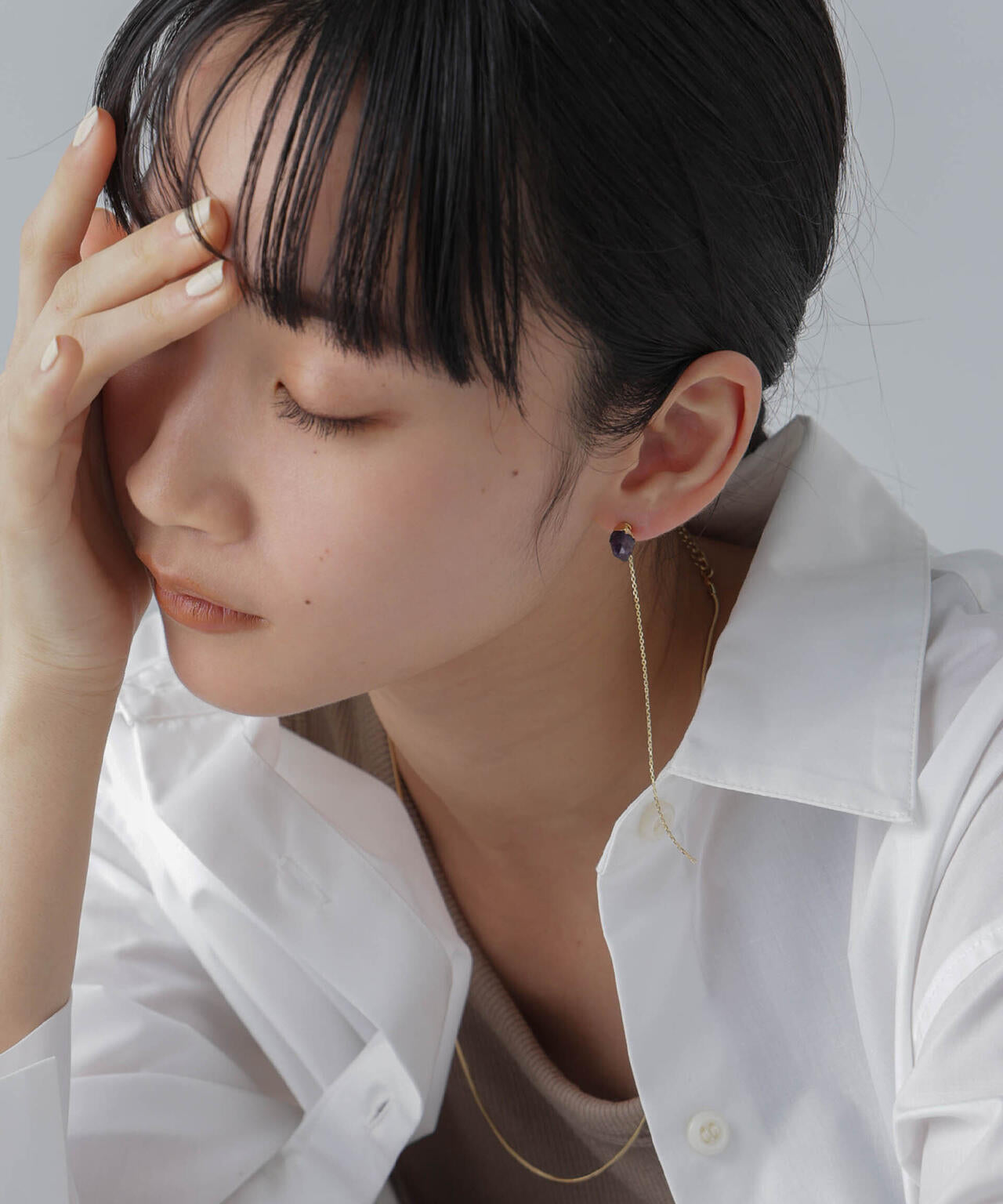 ストーンチェーンピアス 6693245304