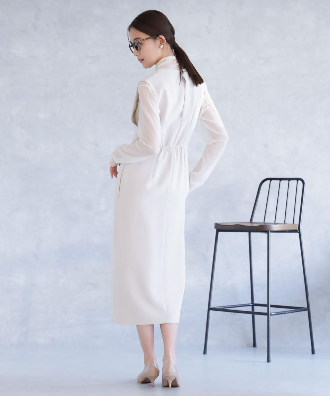 デイリーファンクション Vネックタックワンピース 6694119300