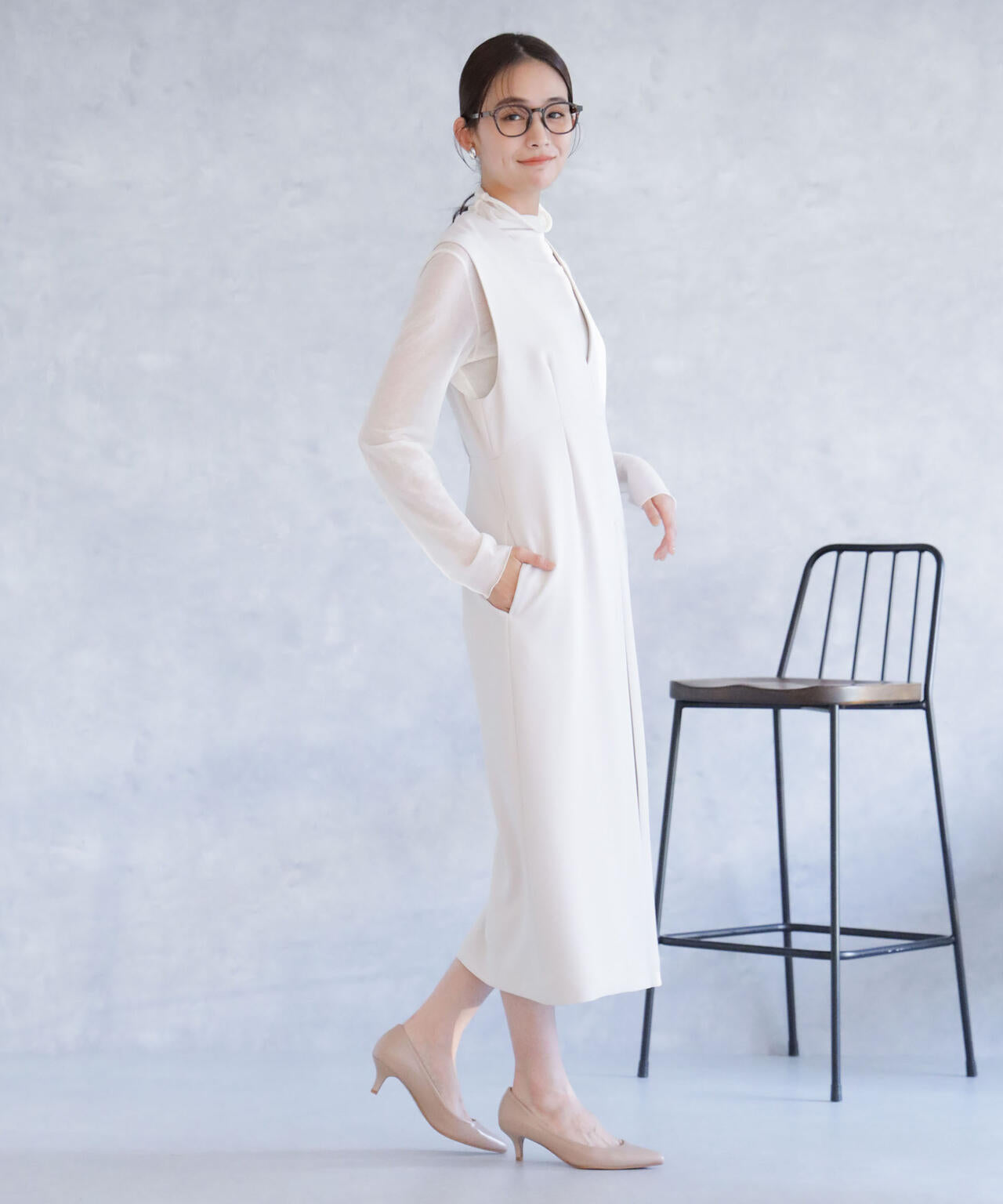 デイリーファンクション Vネックタックワンピース 6694119300