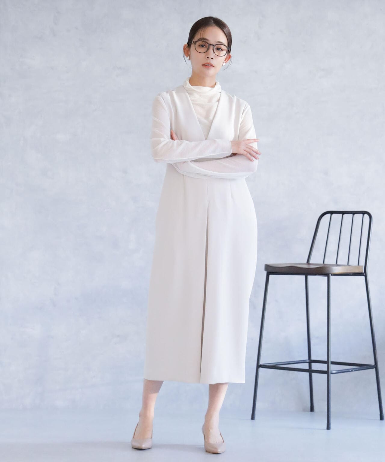 デイリーファンクション Vネックタックワンピース 6694119300