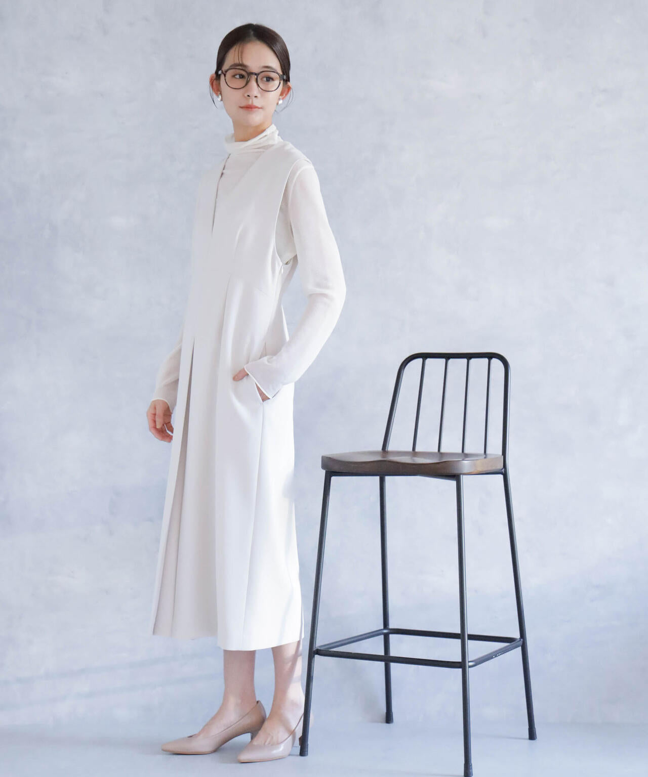 デイリーファンクション Vネックタックワンピース 6694119300