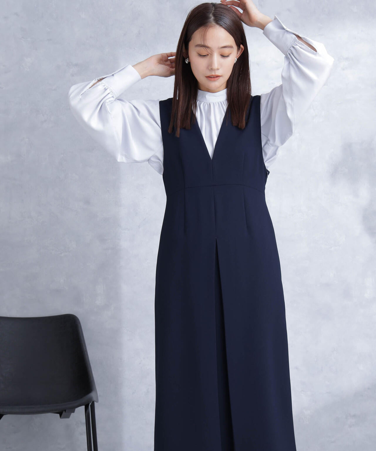 デイリーファンクション Vネックタックワンピース 6694119300