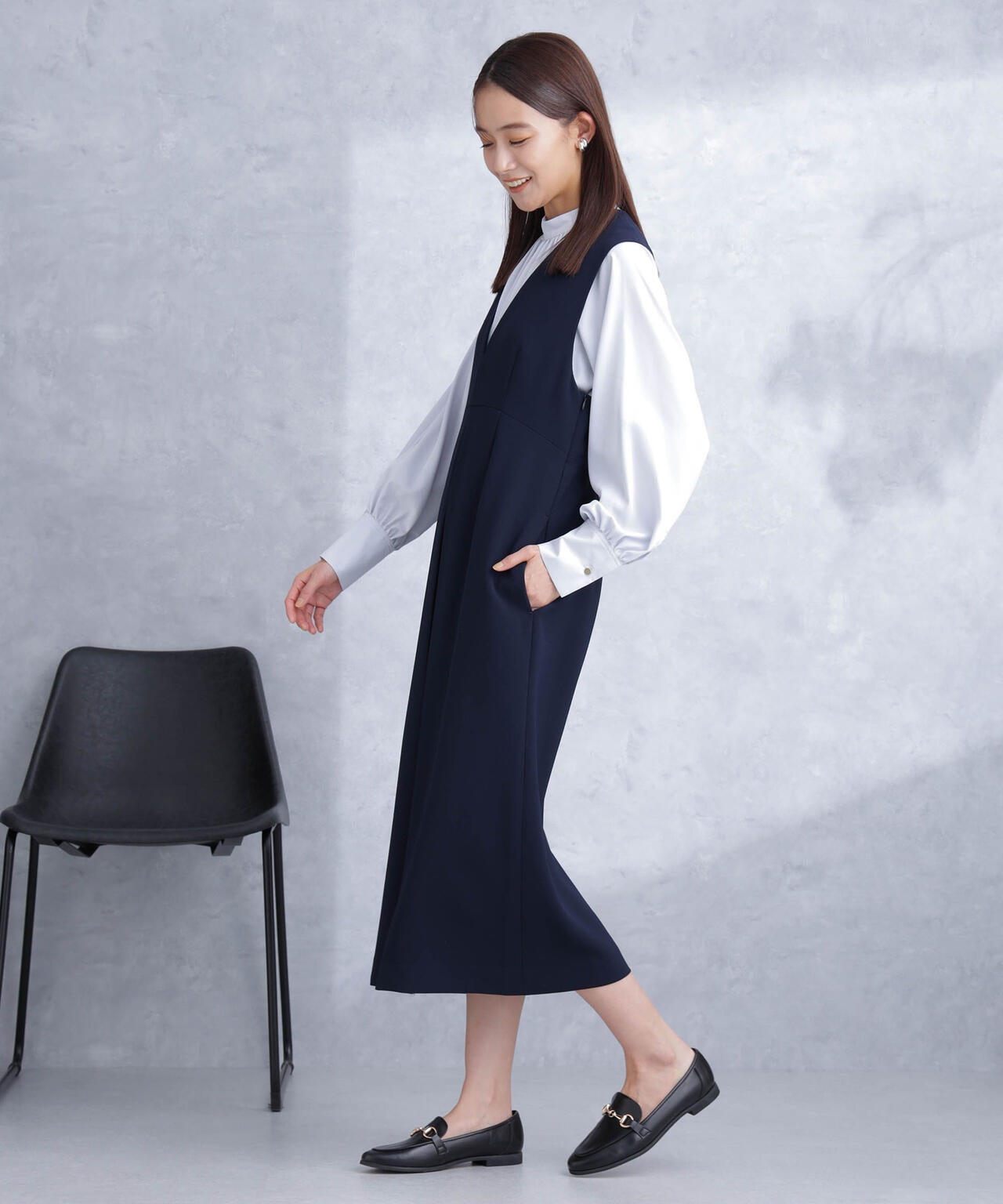 デイリーファンクション Vネックタックワンピース 6694119300