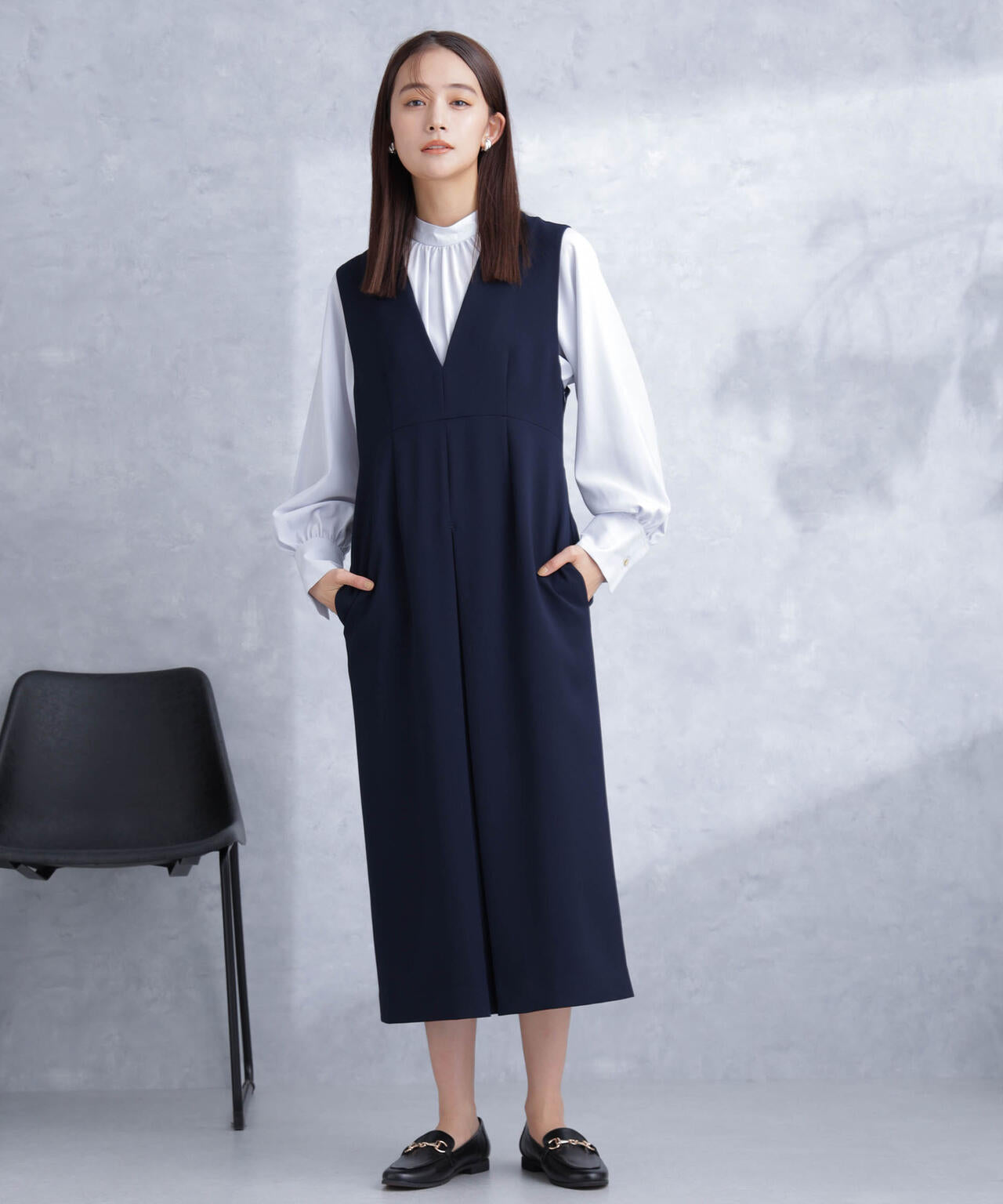 デイリーファンクション Vネックタックワンピース 6694119300