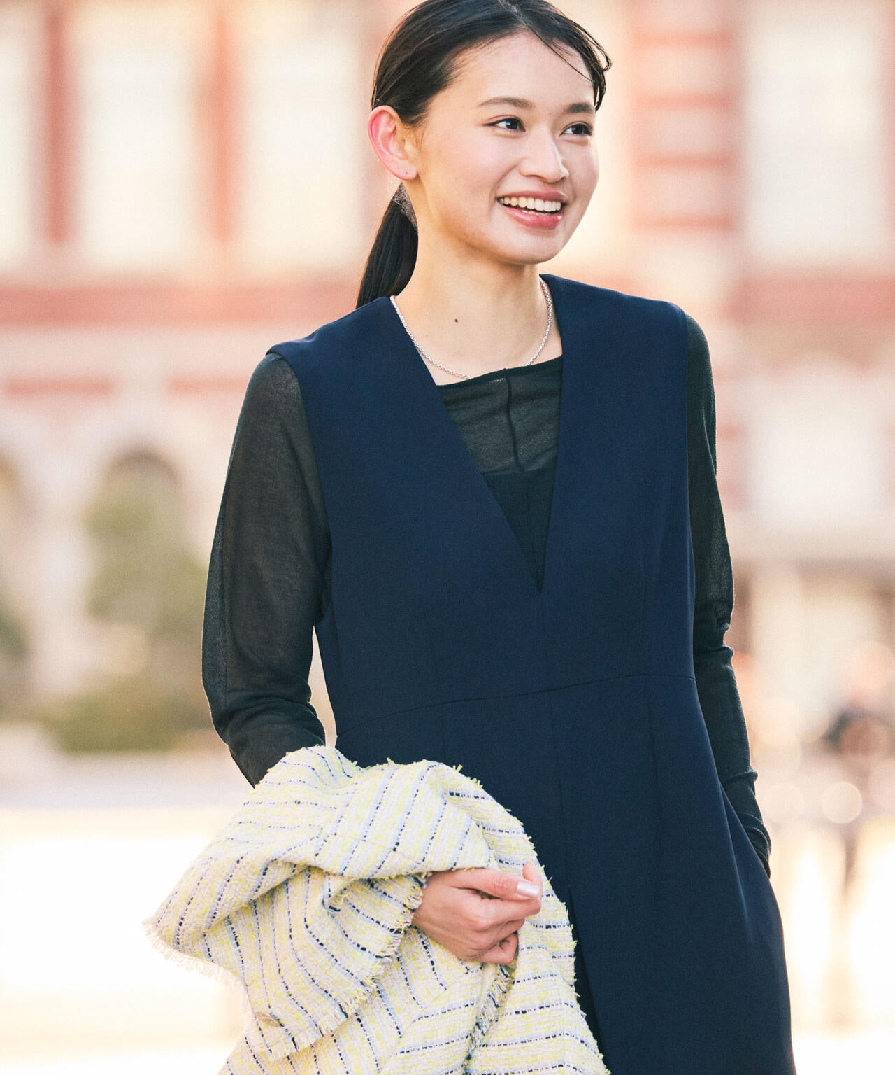 デイリーファンクション Vネックタックワンピース 6694119300