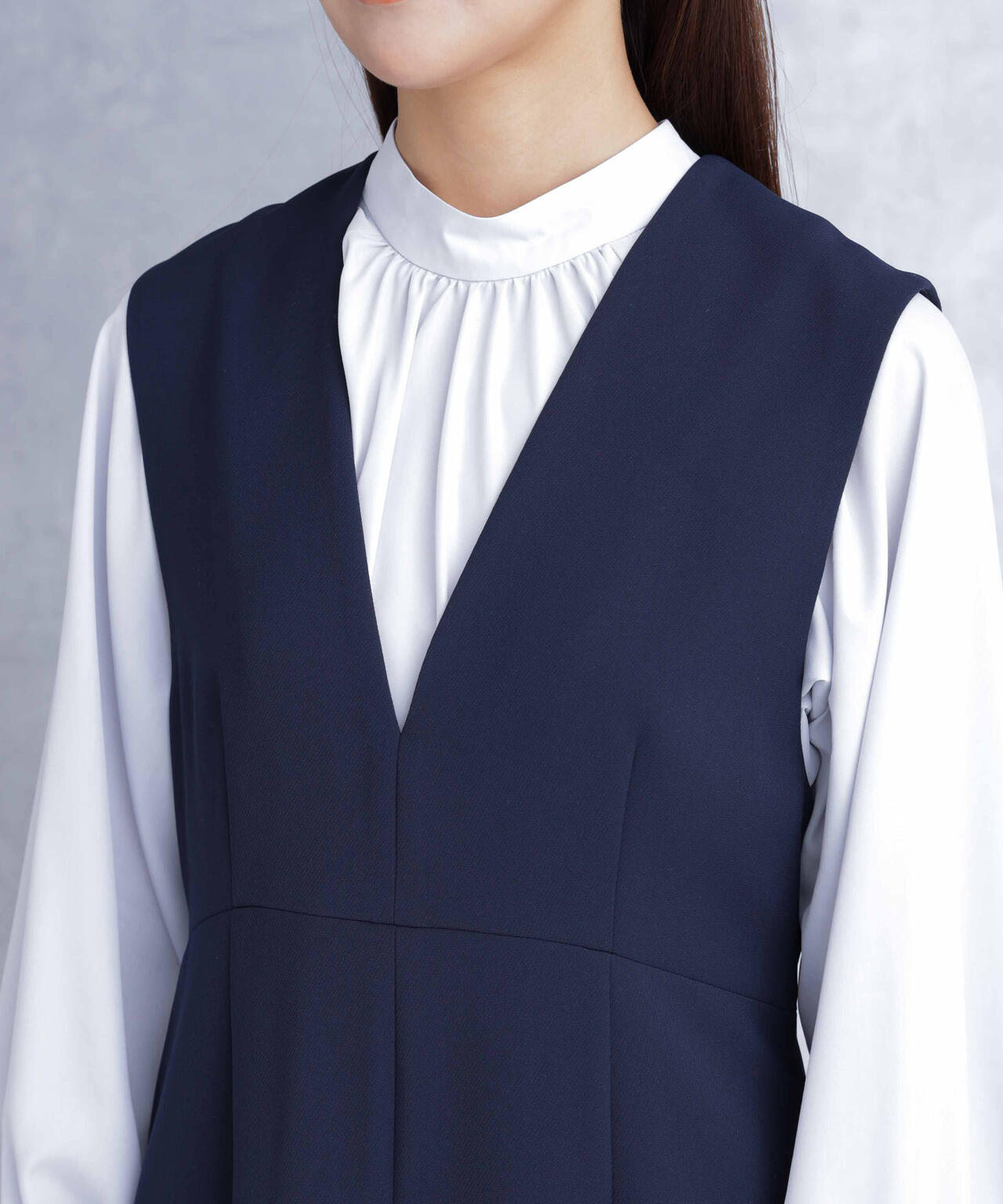 デイリーファンクション Vネックタックワンピース 6694119300