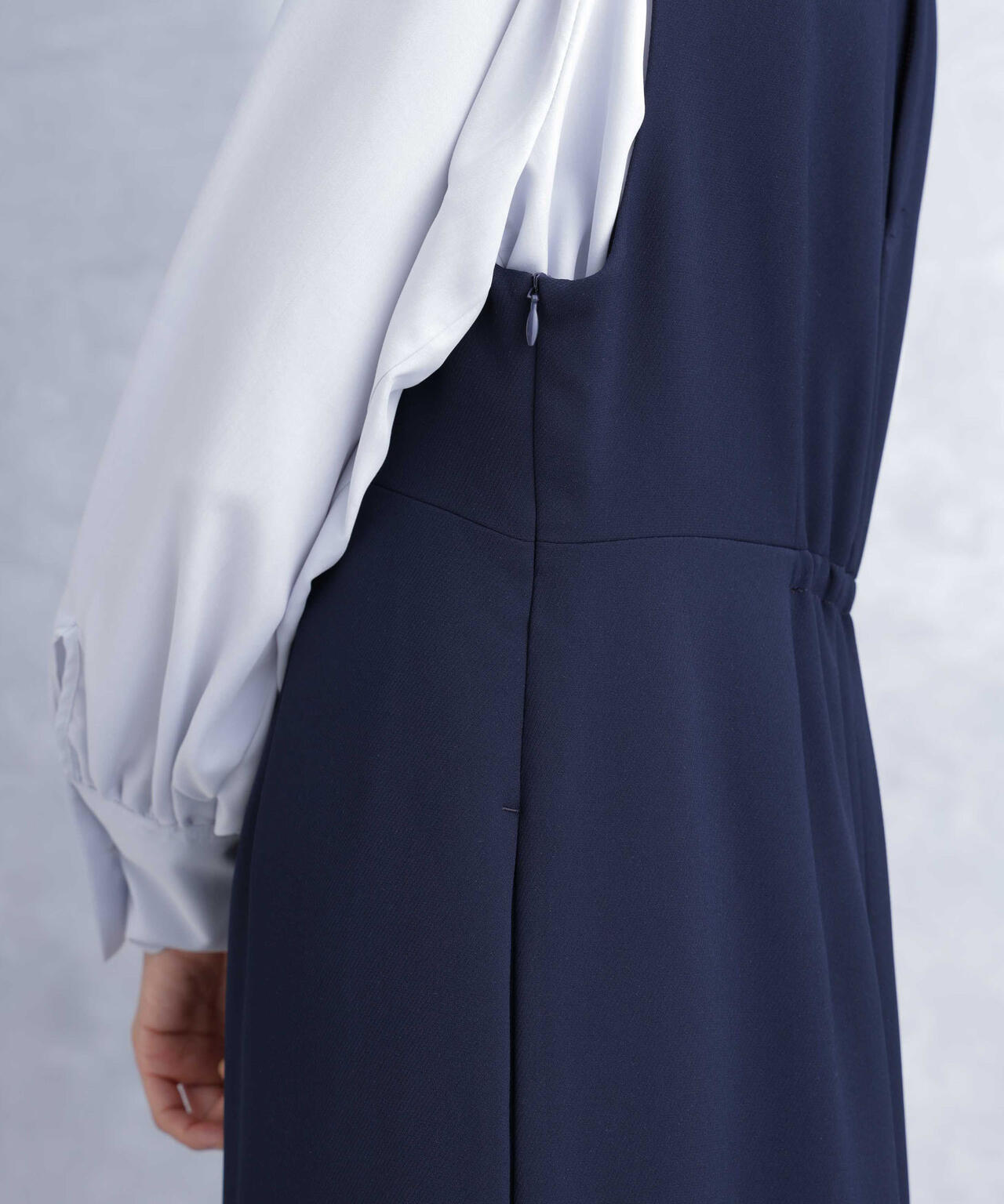 デイリーファンクション Vネックタックワンピース 6694119300