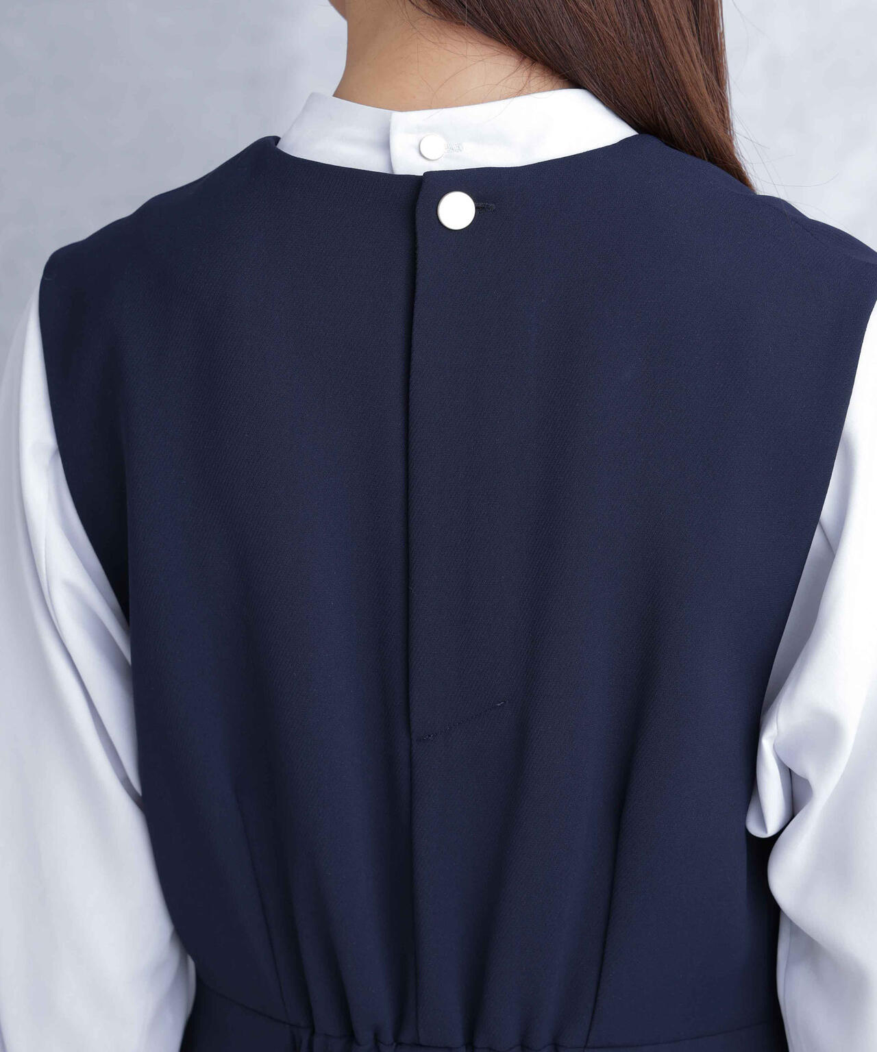 デイリーファンクション Vネックタックワンピース 6694119300