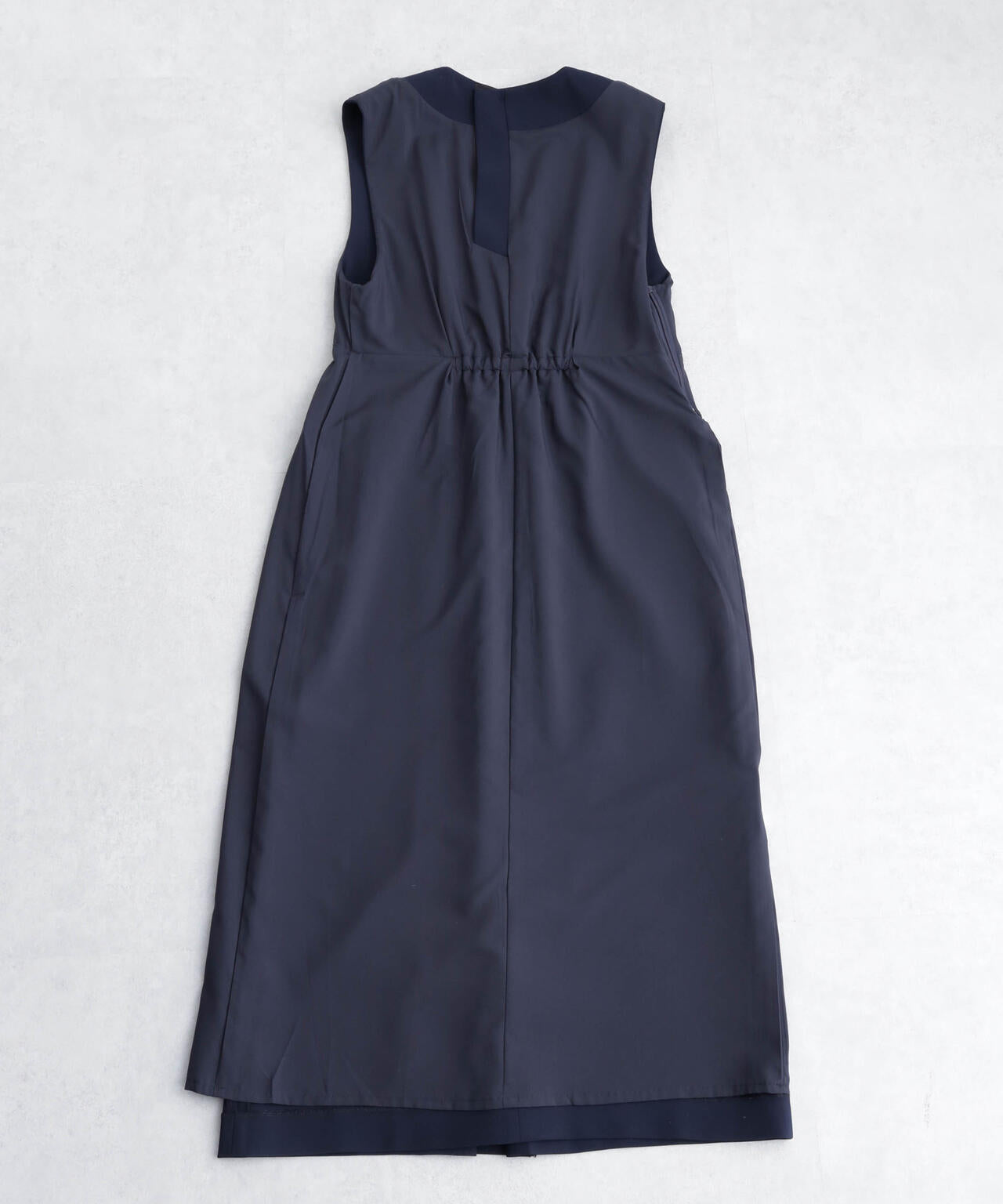 デイリーファンクション Vネックタックワンピース 6694119300