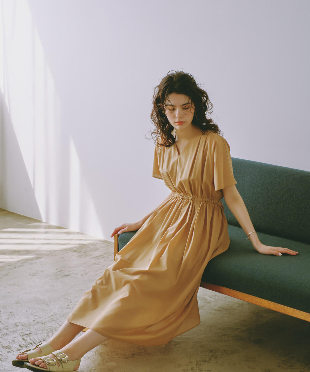 レオファインフレアスリーブワンピース 6694119324