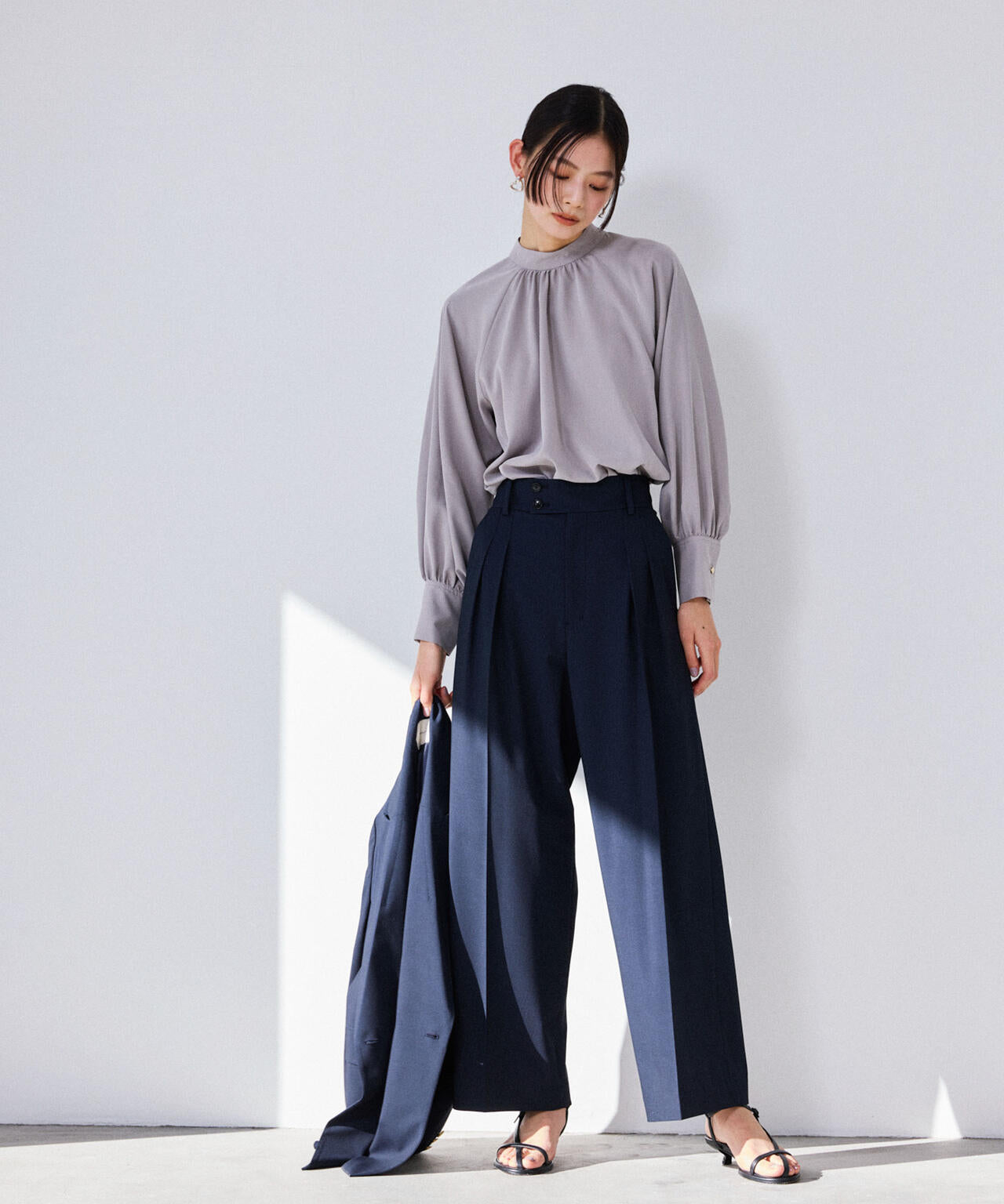 モダールピーチスタンドギャザーブラウス 6694120301