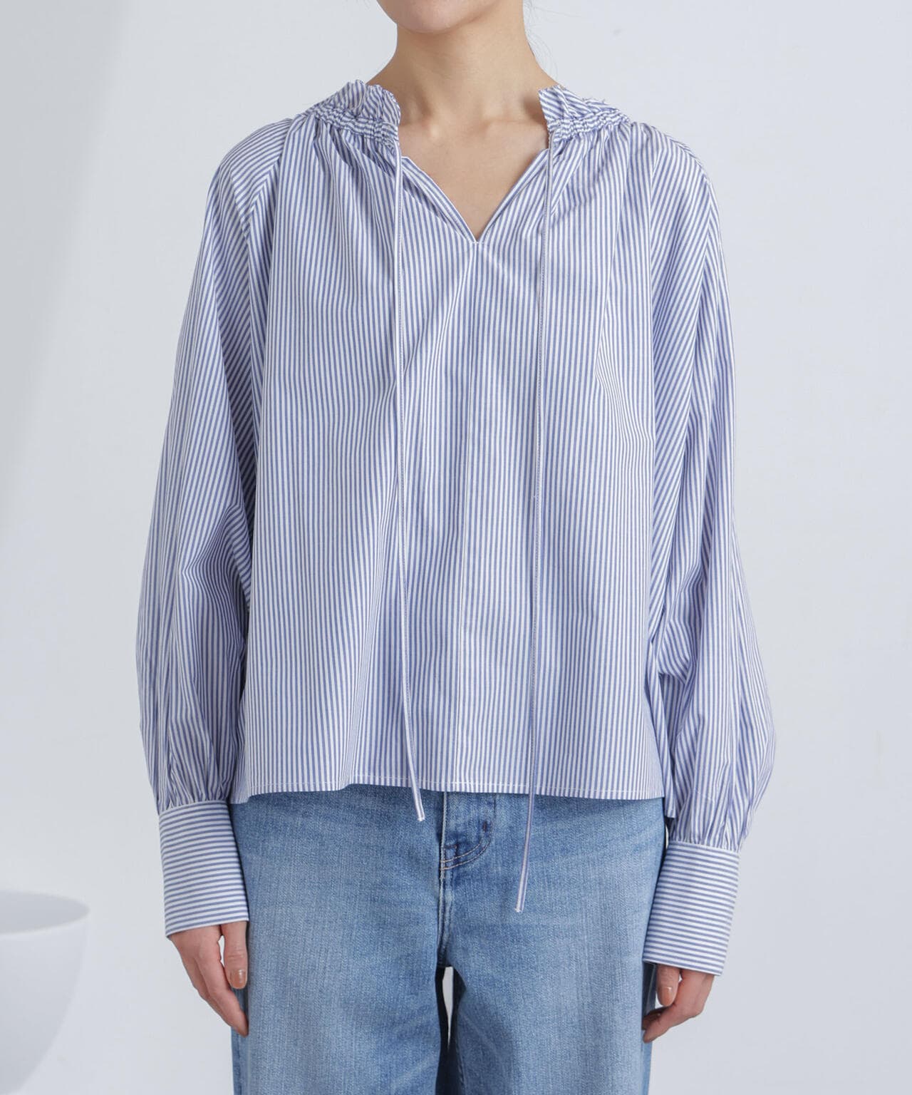 フリルカラーギャザーブラウス 6694120305