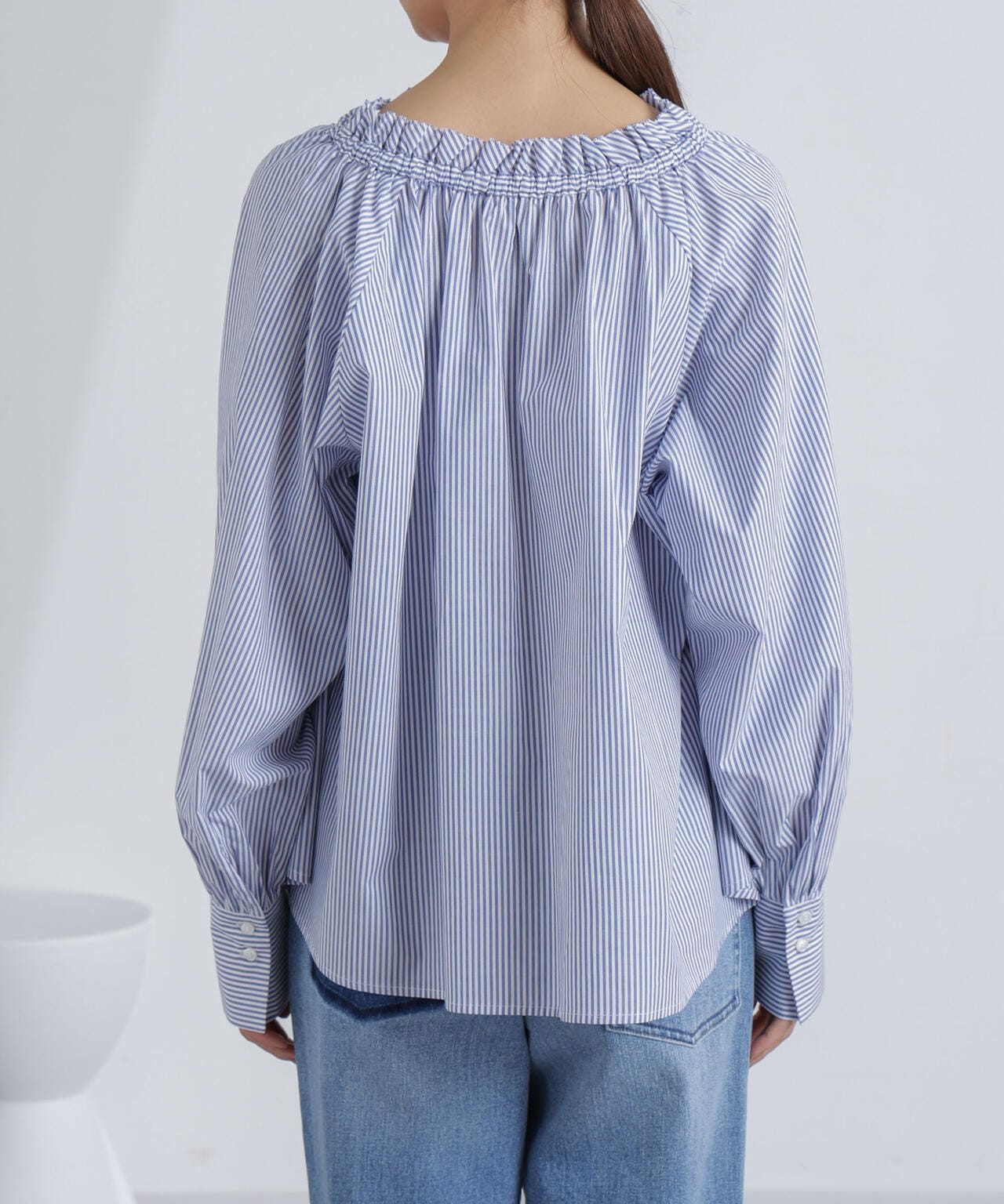 フリルカラーギャザーブラウス 6694120305