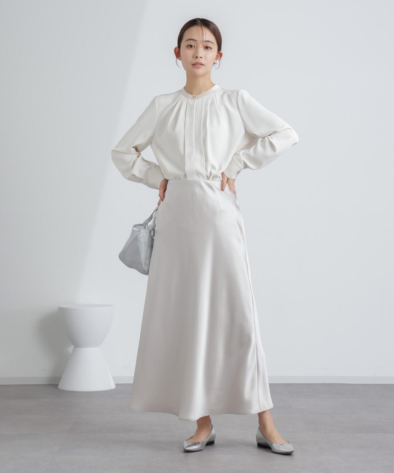 スタンドバイカラージョーゼットタックブラウス 6694120308