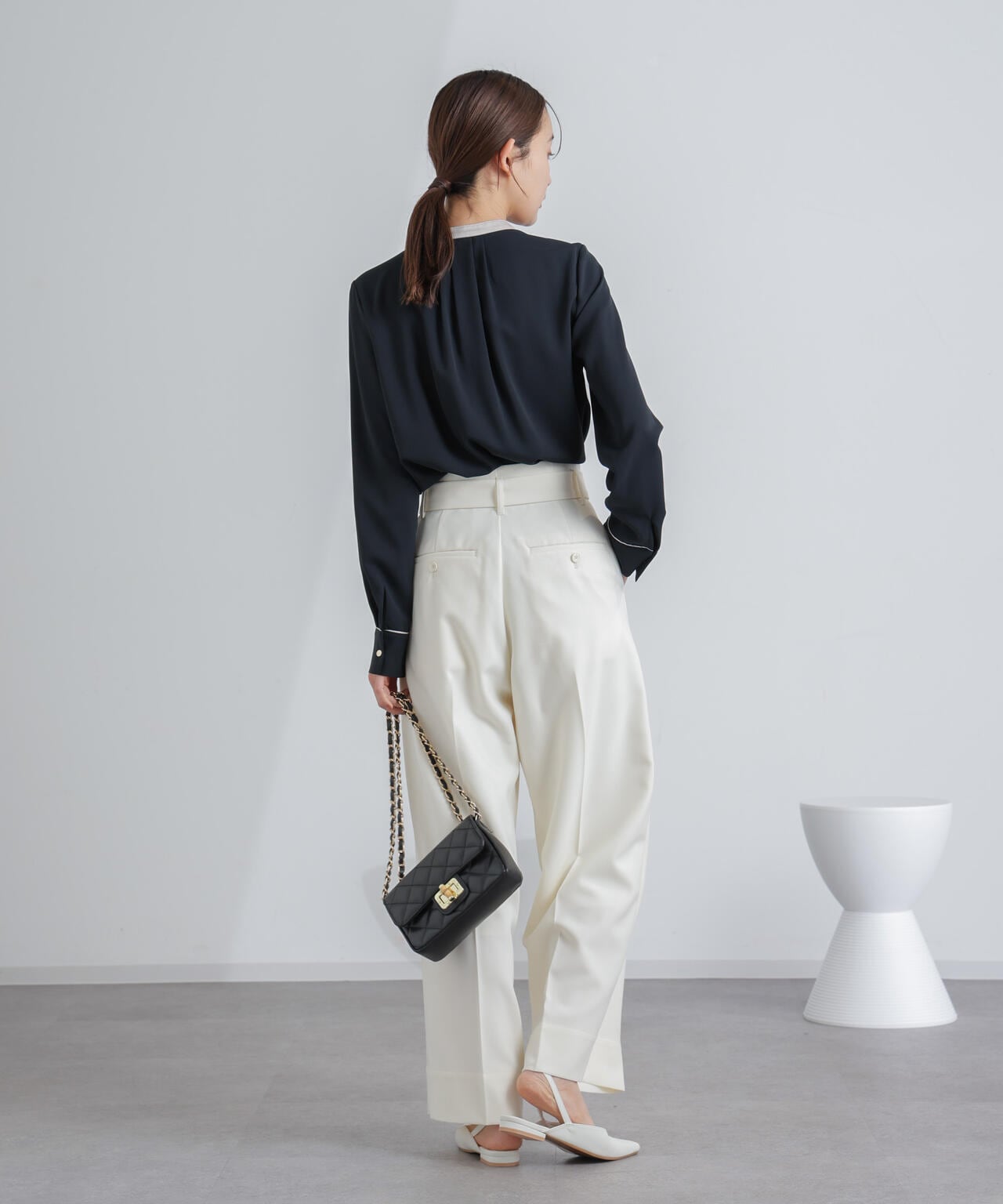 スタンドバイカラージョーゼットタックブラウス 6694120308