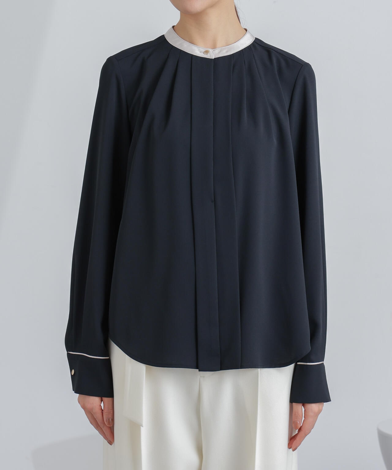 スタンドバイカラージョーゼットタックブラウス 6694120308