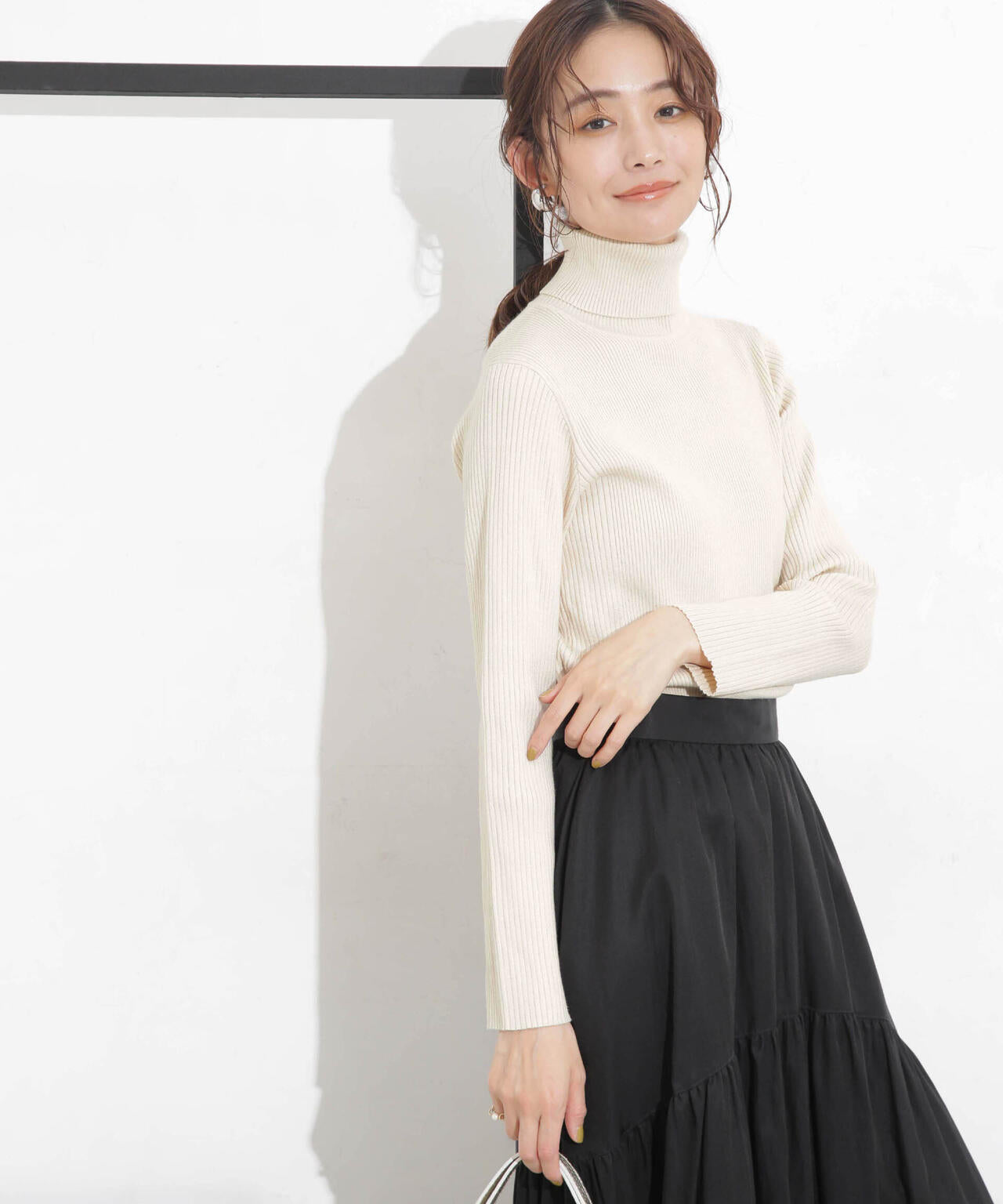 椿オイル加工リブタートルニット 6694122300