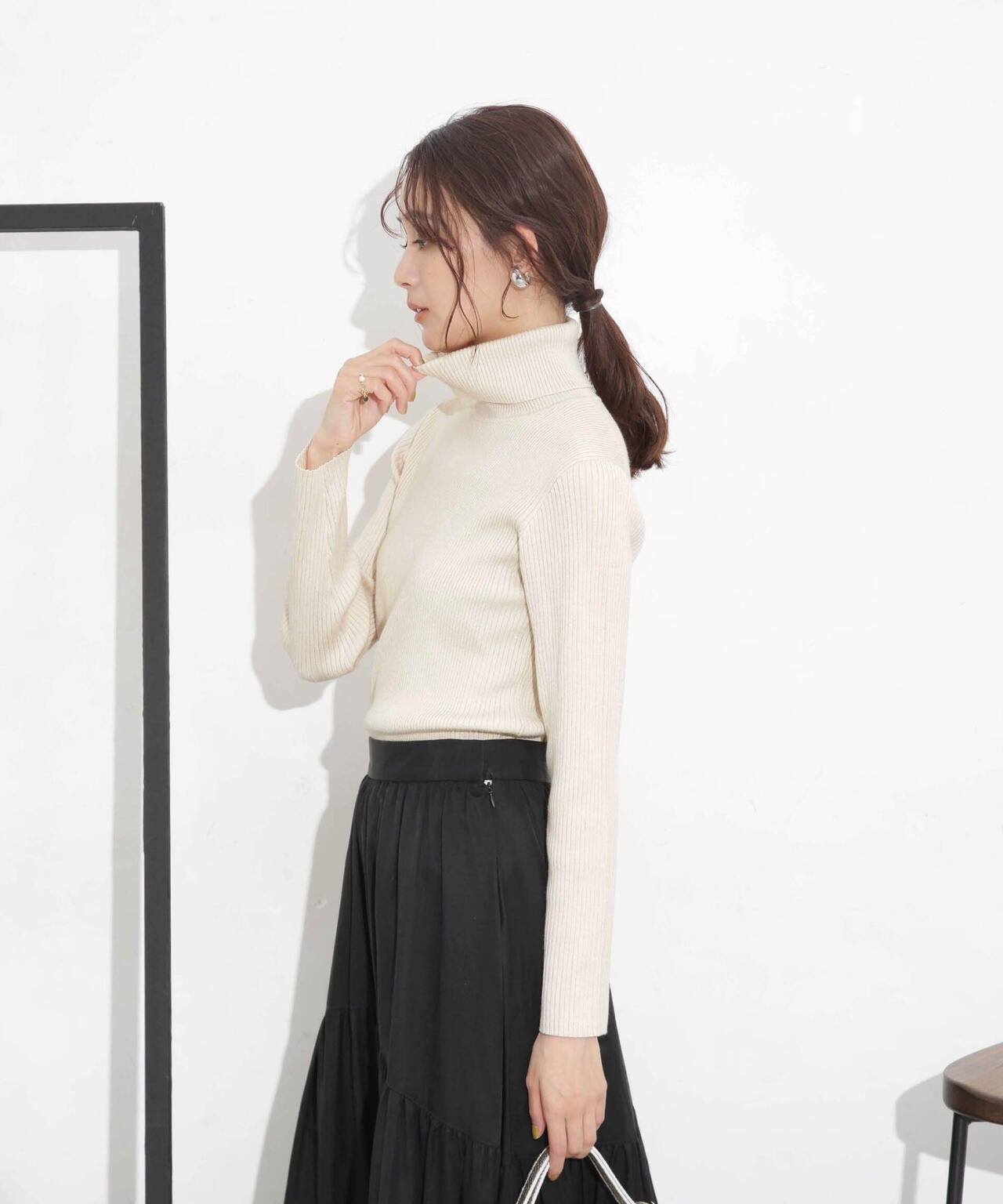 椿オイル加工リブタートルニット 6694122300