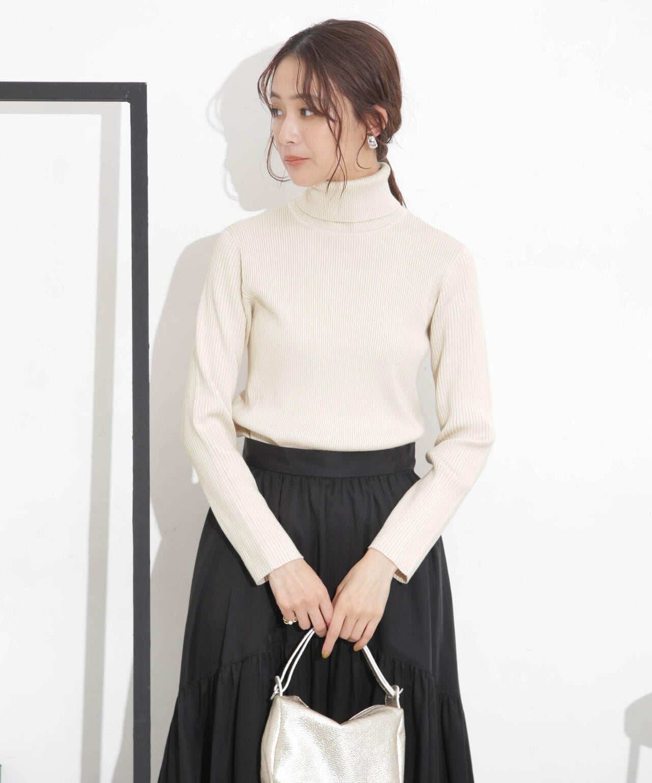 椿オイル加工リブタートルニット 6694122300