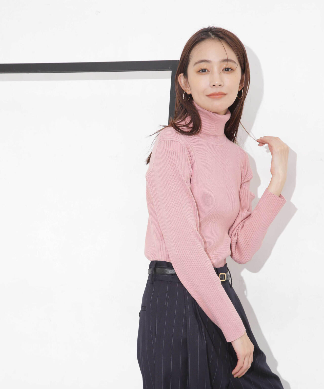 椿オイル加工リブタートルニット 6694122300