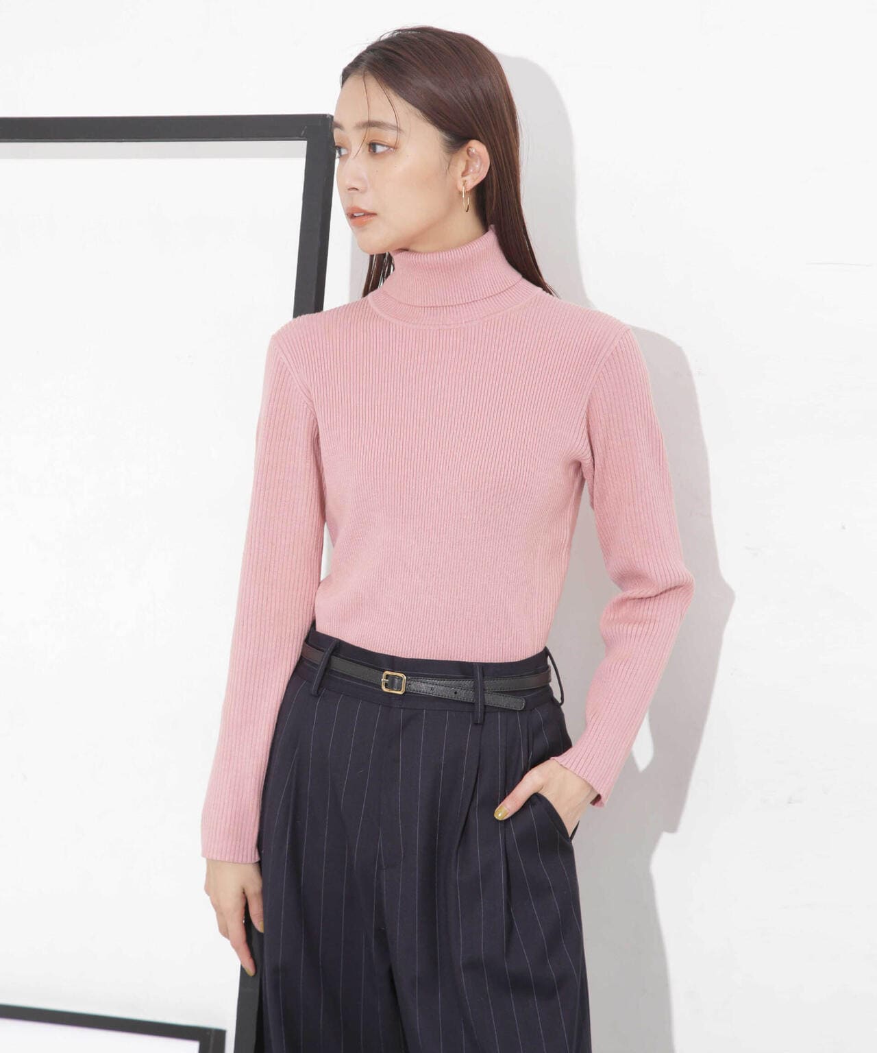 椿オイル加工リブタートルニット 6694122300