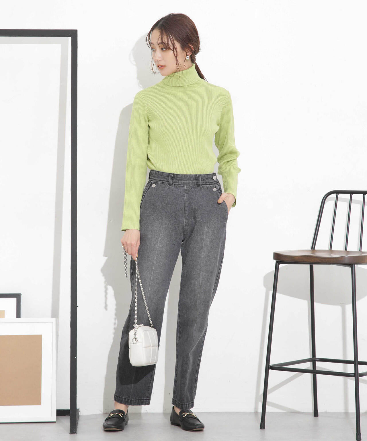 椿オイル加工リブタートルニット 6694122300