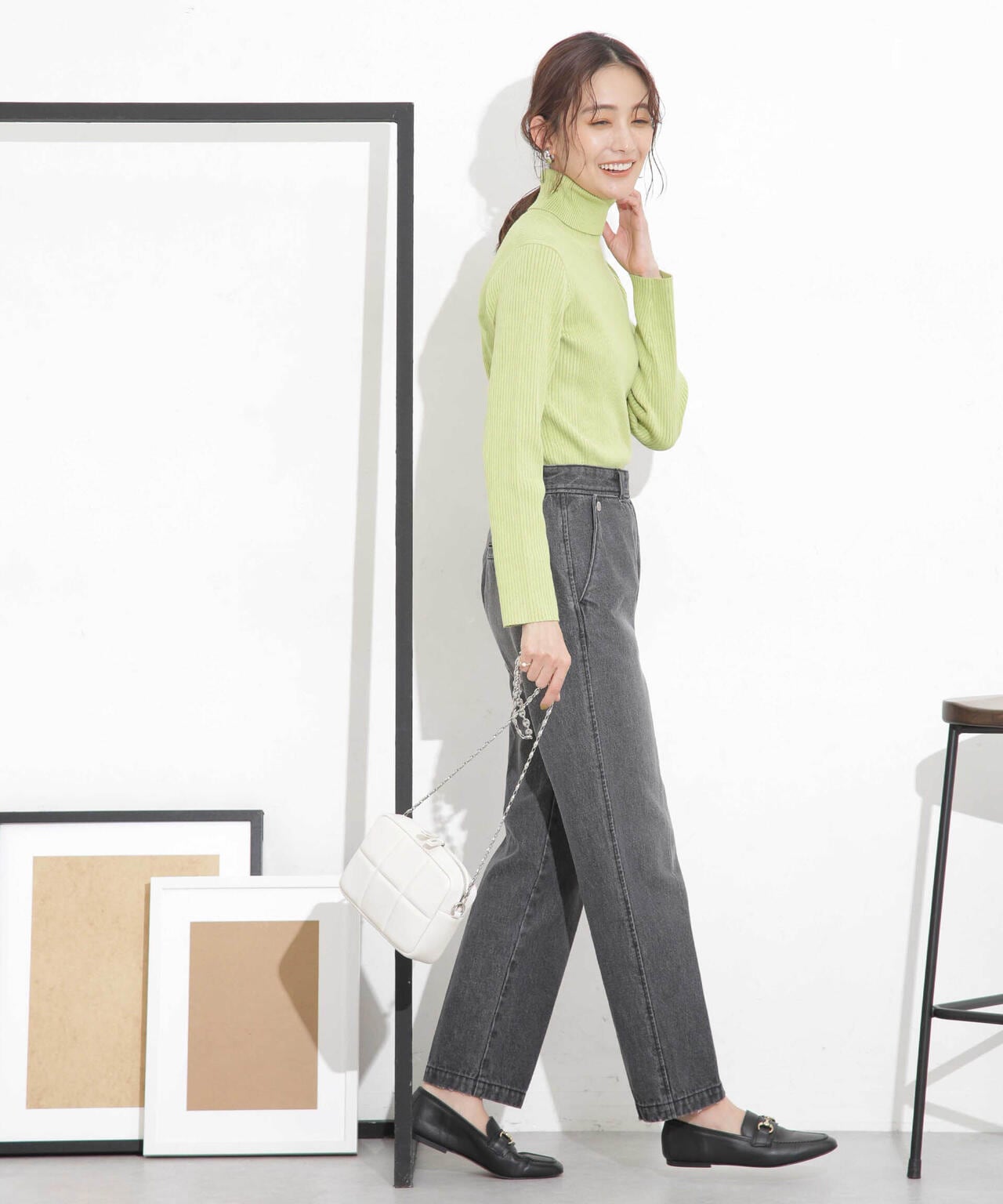 椿オイル加工リブタートルニット 6694122300